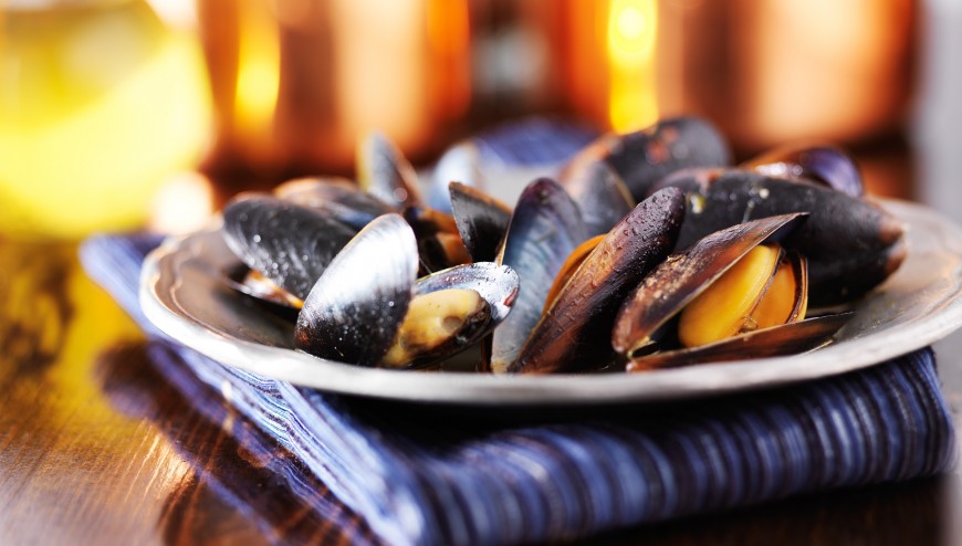 Belgian Steamed Mussels & Garlic Aioli