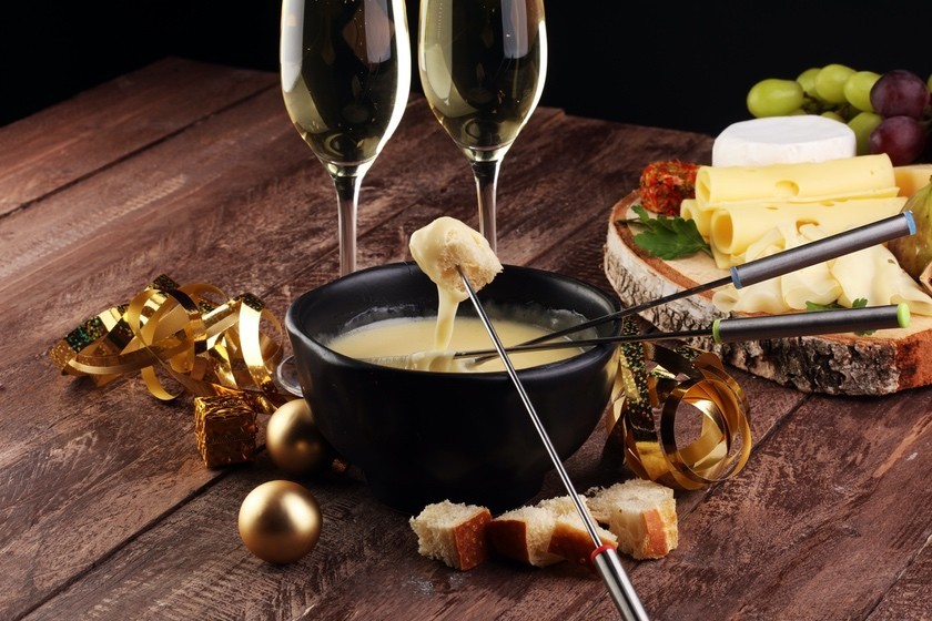 Grafton Sharp Cheddar Fondue with Woodchuck Cider