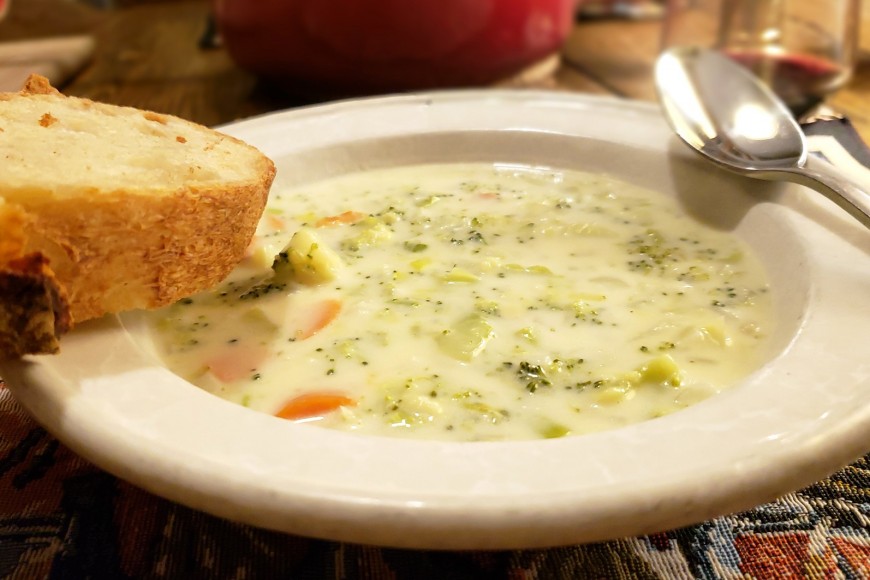 Cheesy Broccoli Soup