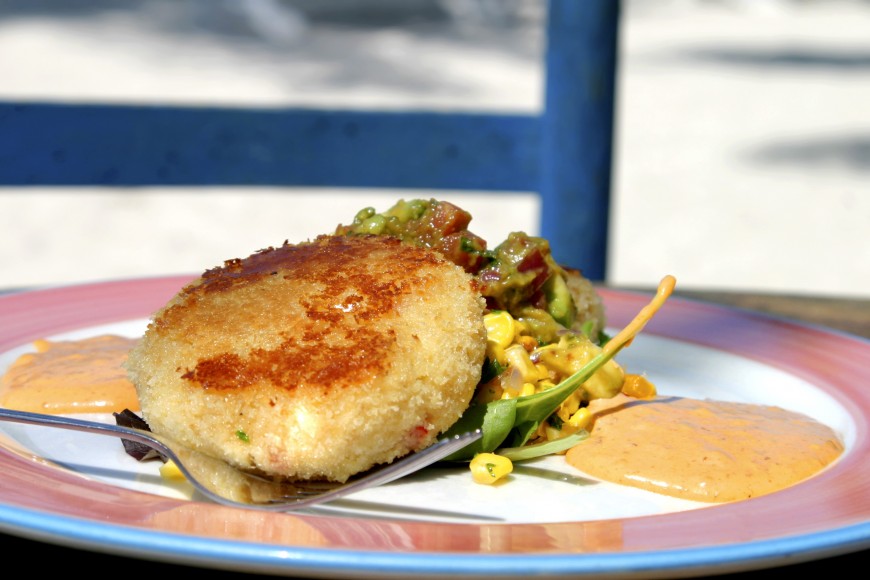 Crab Cakes with Dipping Sauce